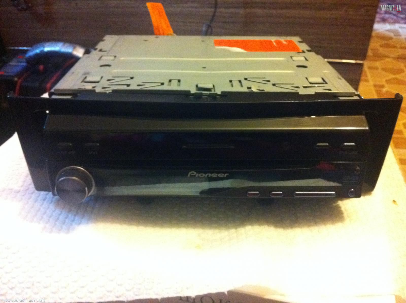 Продам комплект Pioneer AVH-P5900DVD с выезжающим экраном+ Тв-тюнер GEX ...